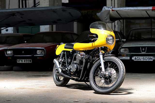 Cafe racer project VS Old motorcycle restoration