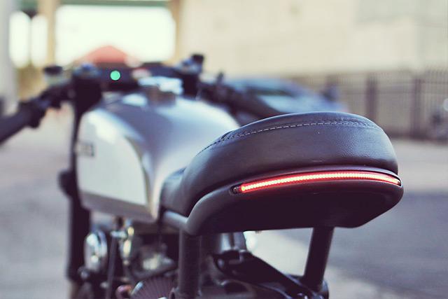 Honda CB350 cafe racer project – Cognito Moto