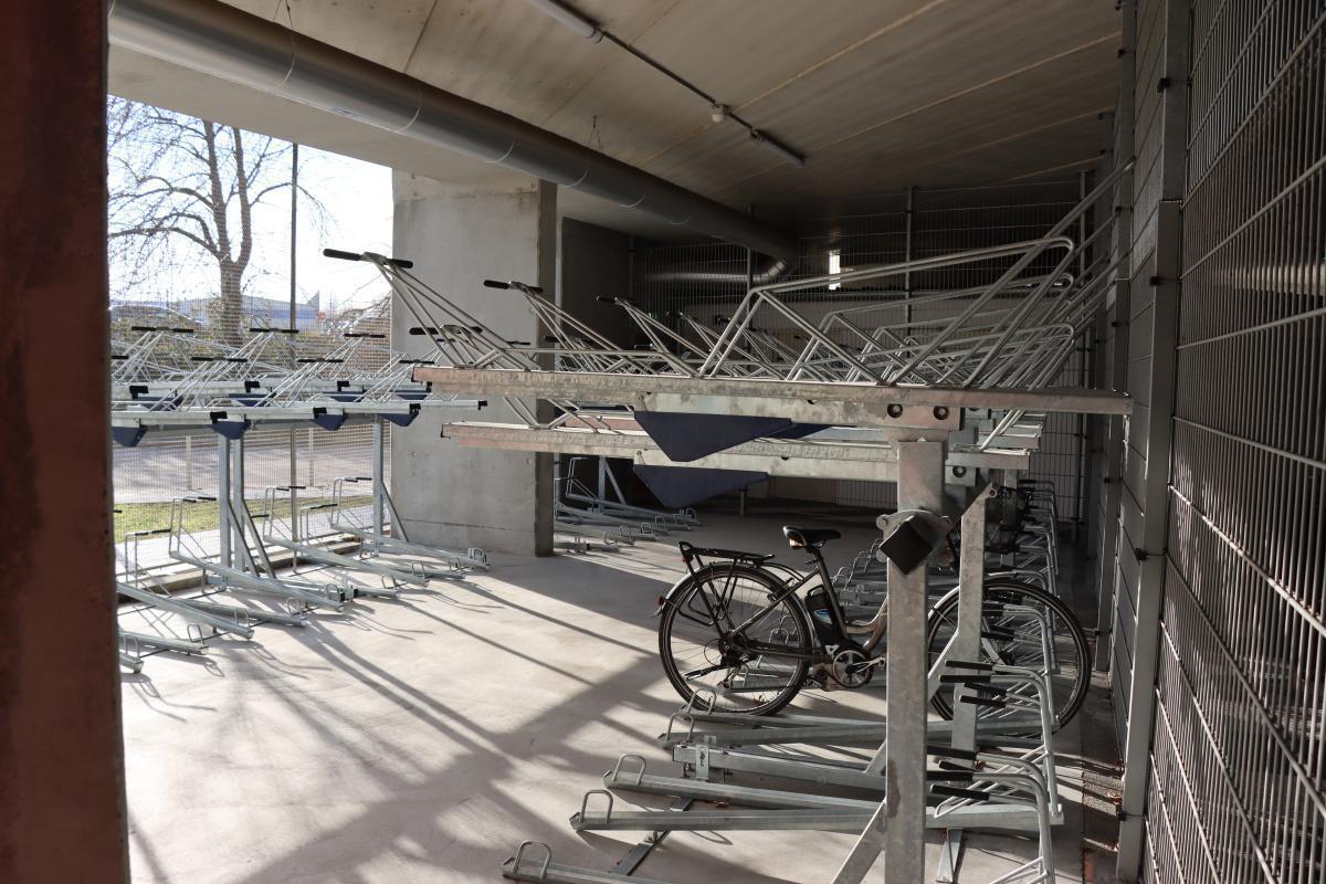 PARKING VELOS P+R GARE DE SAINT- LOUIS PARKING VELOS P+R GARE DE SAINT- LOUIS