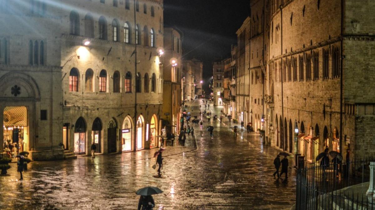 Perugia da Brividi: Delitti, Misteri e Giustizia Oscura nella Città Medievale