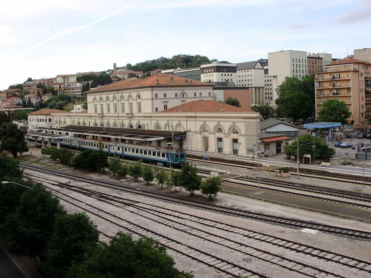 Autobus e Servizi Ferroviari