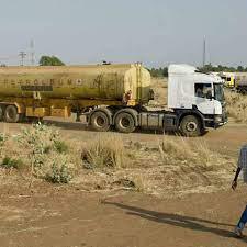 Terrorisme au Burkina : 14 camions citernes détournés, les chauffeurs se dispersent