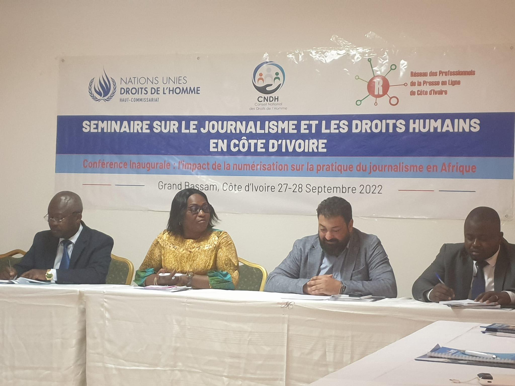 Médias : Les journalistes de l’expression numérique en séminaire à Bassam pour statuer sur les droits de l’homme et la protection des Hommes des médias.