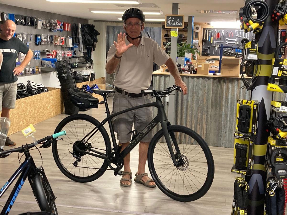 Le vélo du Président d'honneur est arrivé !