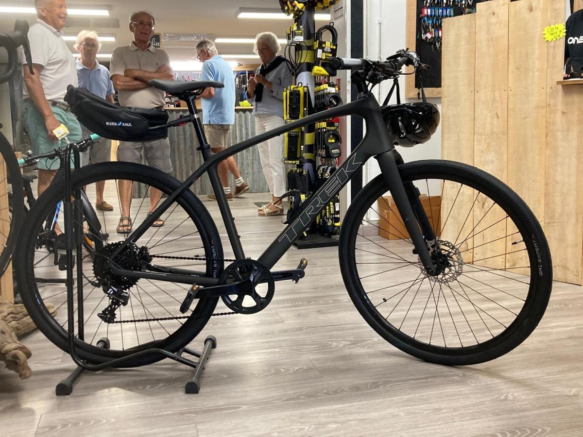 Le vélo du Président d'honneur est arrivé ! Le vélo du Président d'honneur est arrivé !