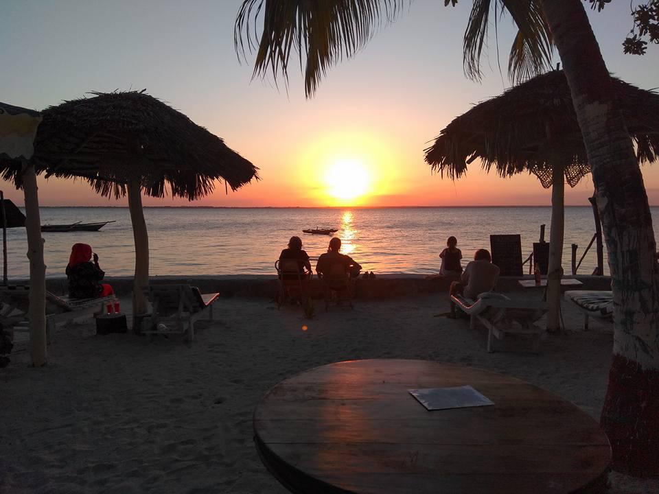 Sundown beach Bar & Restaurant Sundown beach Bar & Restaurant