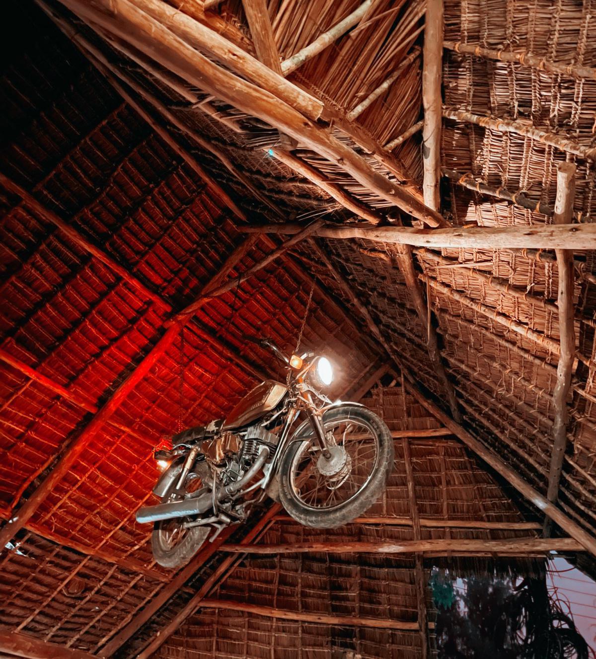 CHÉ ROCK BAR & RESTAURANT CHÉ ROCK BAR & RESTAURANT