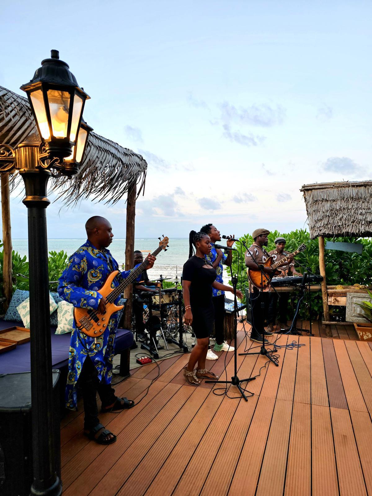 Marafiki Beach Bar 🥥🌴Matemwe Marafiki Beach Bar 🥥🌴Matemwe