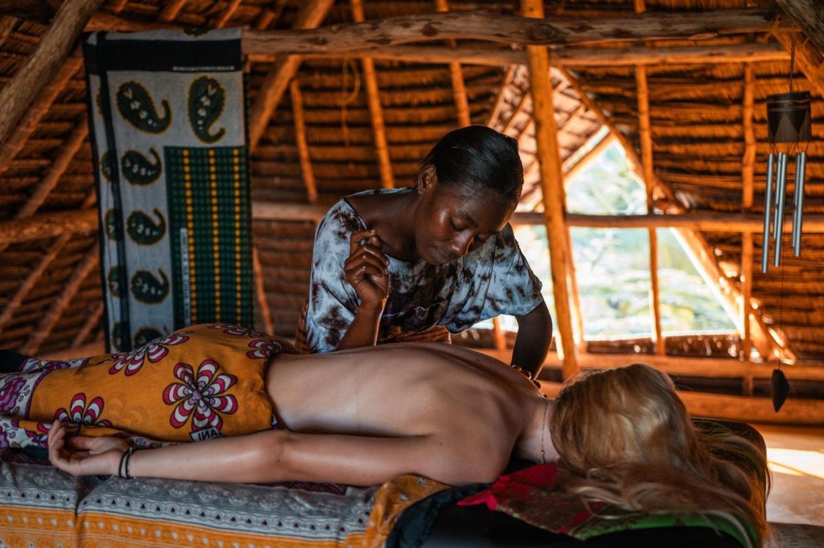 Kameleon Blue Restaurant📍Kizimkazi Kameleon Blue Restaurant📍Kizimkazi