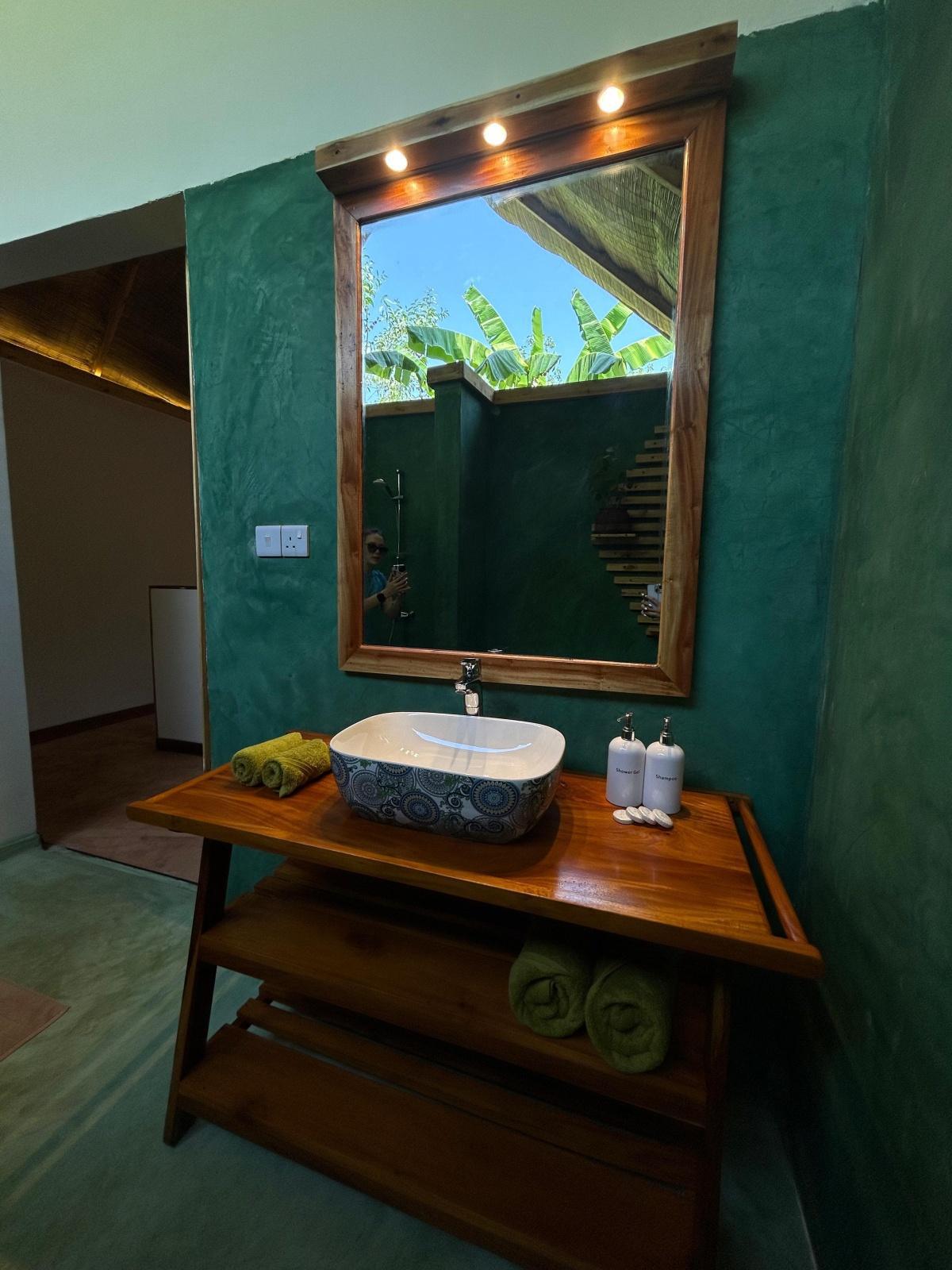 NYE Swahili way📍Kidoti Bay ▶️ $45