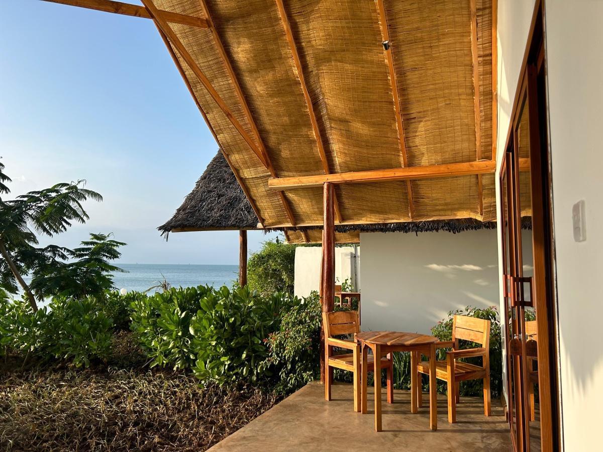 NYE Swahili way📍Kidoti Bay ▶️ $45 NYE Swahili way📍Kidoti Bay ▶️ $45