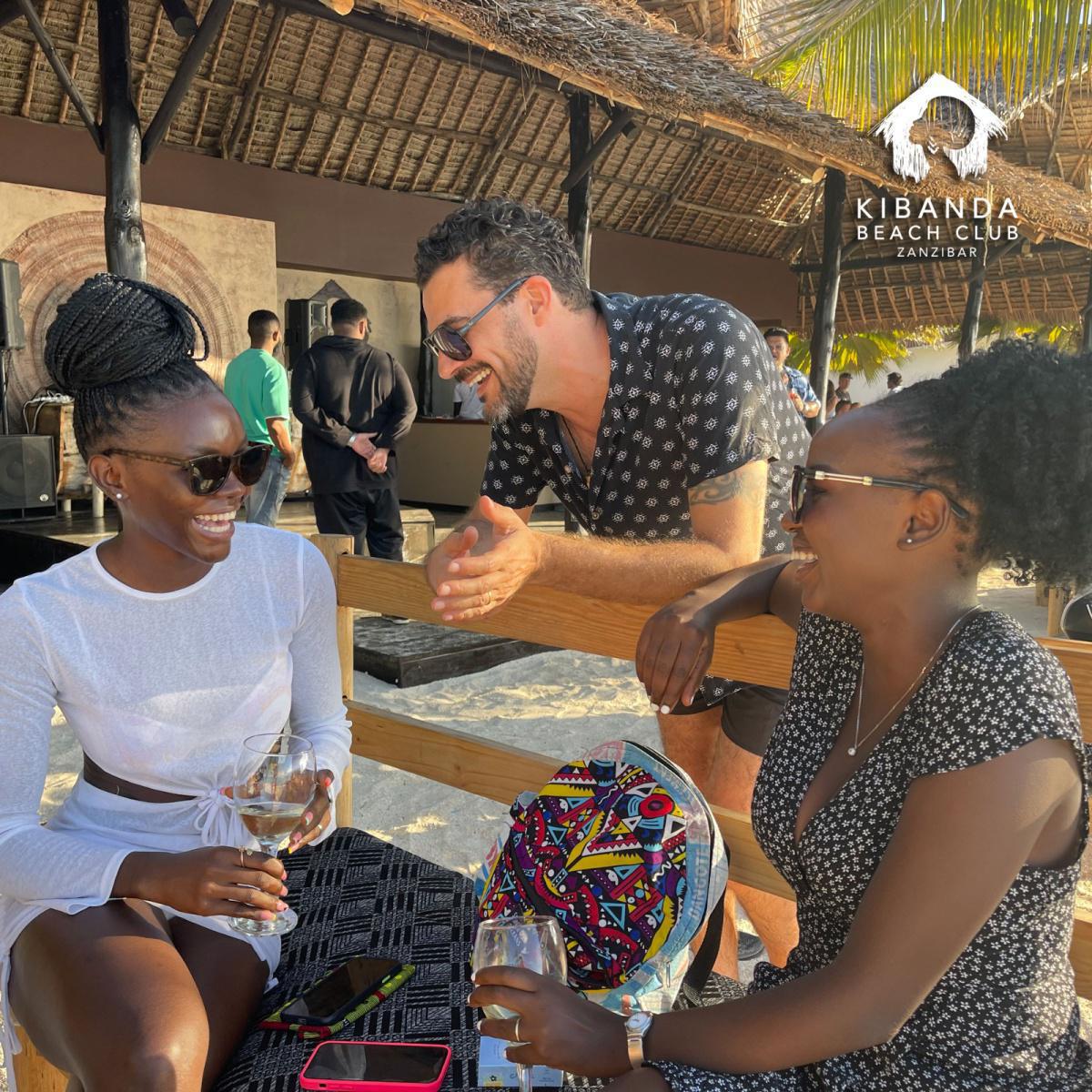 DiscoSauro📍Kibanda Beach Club, Nungwi ▶️Free entry