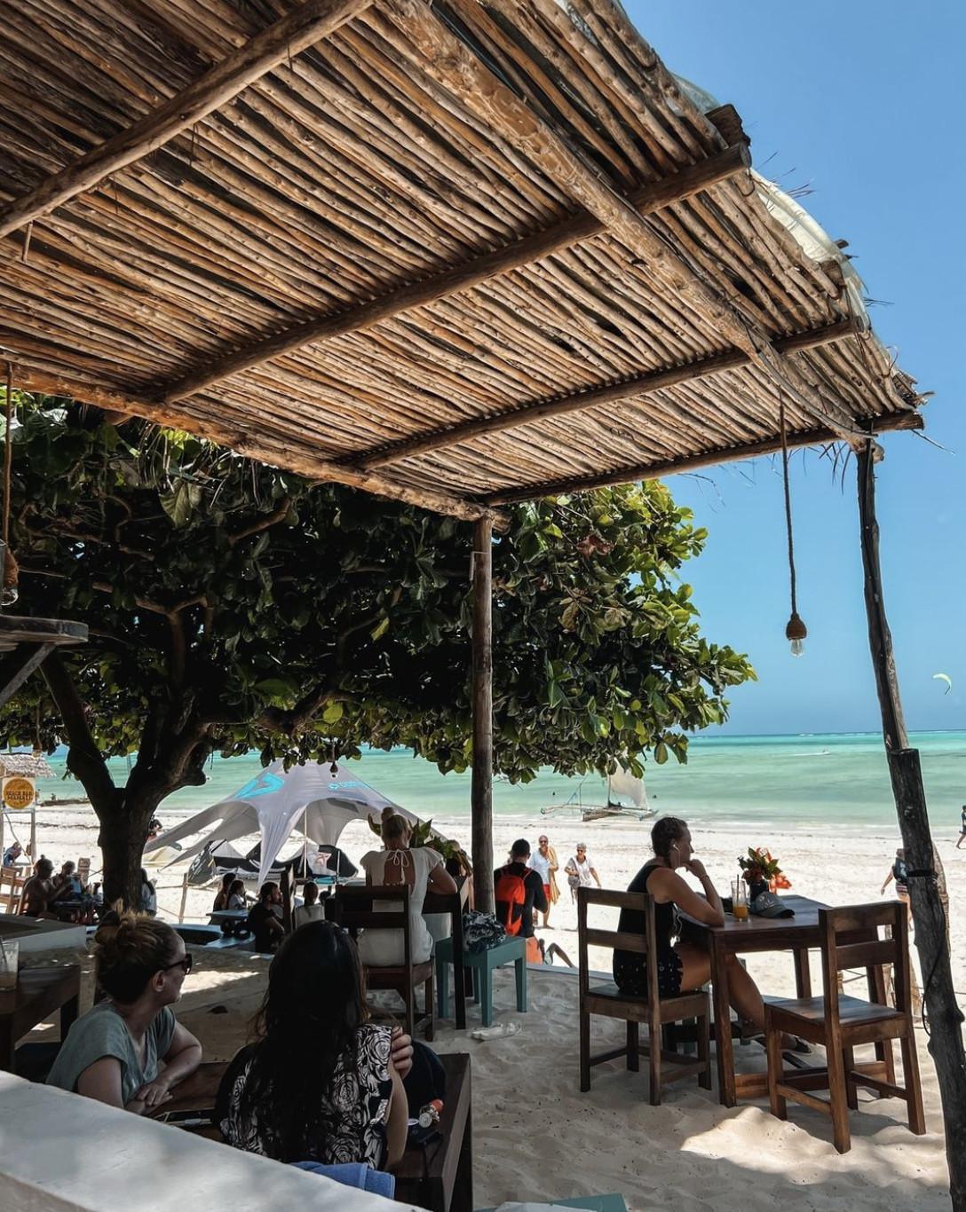 Sundowner Sessions 📍Mr. Kahawa ▶️ Free entrance