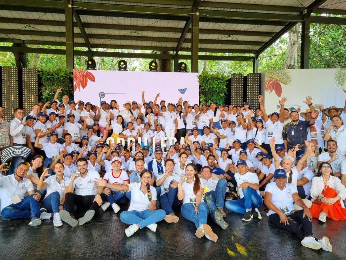 “Atenea, Mujeres que Trascienden” para el desarrollo de capacidades en mujeres cacaoteras “Atenea, Mujeres que Trascienden” para el desarrollo de capacidades en mujeres cacaoteras