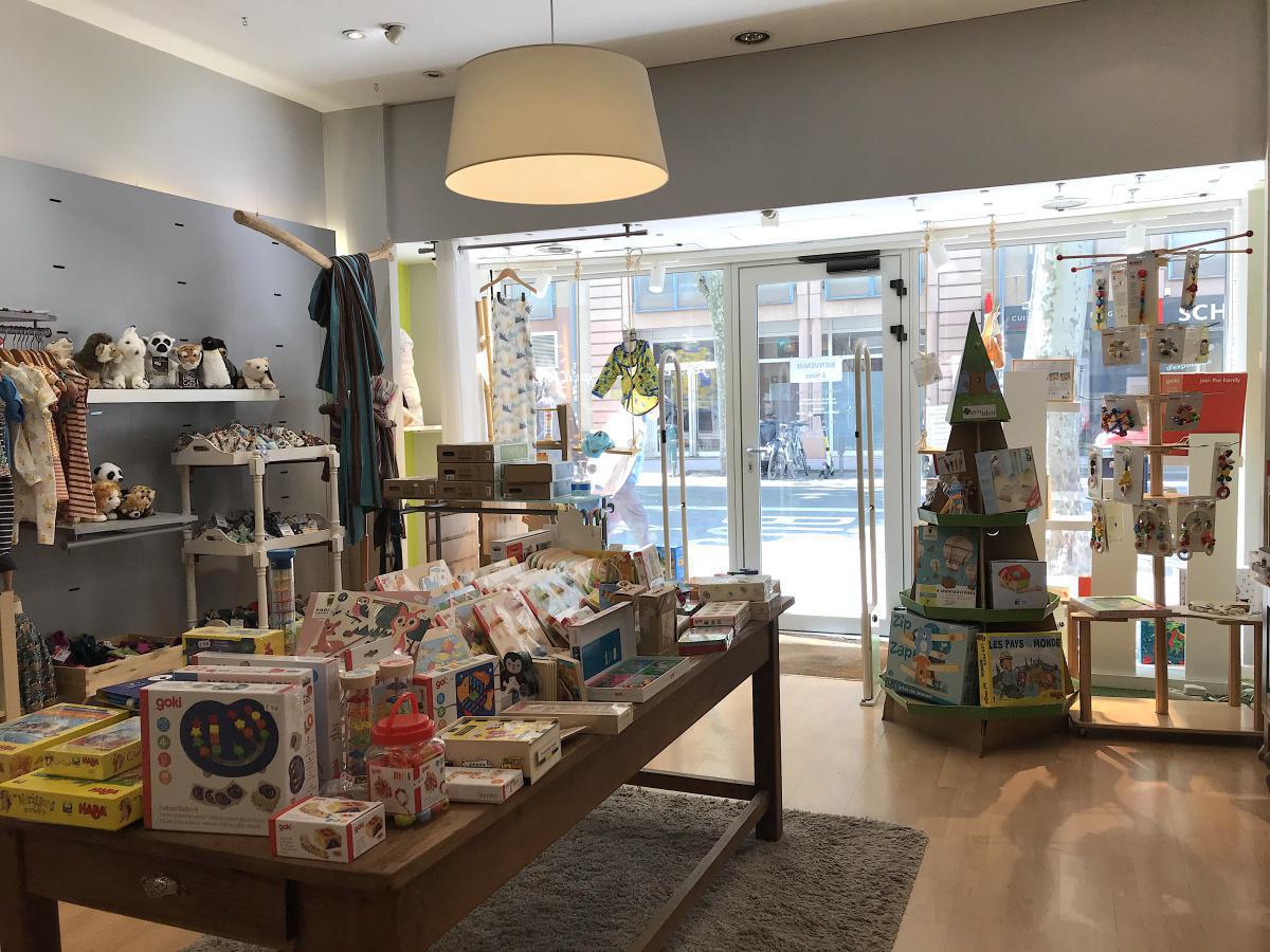 Bébé Frog - Frog & Compagnie rejoint l'association des commerçants de Monplaisir ! Bébé Frog - Frog & Compagnie rejoint l'association des commerçants de Monplaisir !