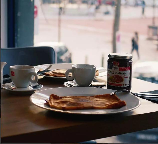 Profitez d'un week end ensoleillé sur la terrasse des Gamins de la Place Profitez d'un week end ensoleillé sur la terrasse des Gamins de la Place