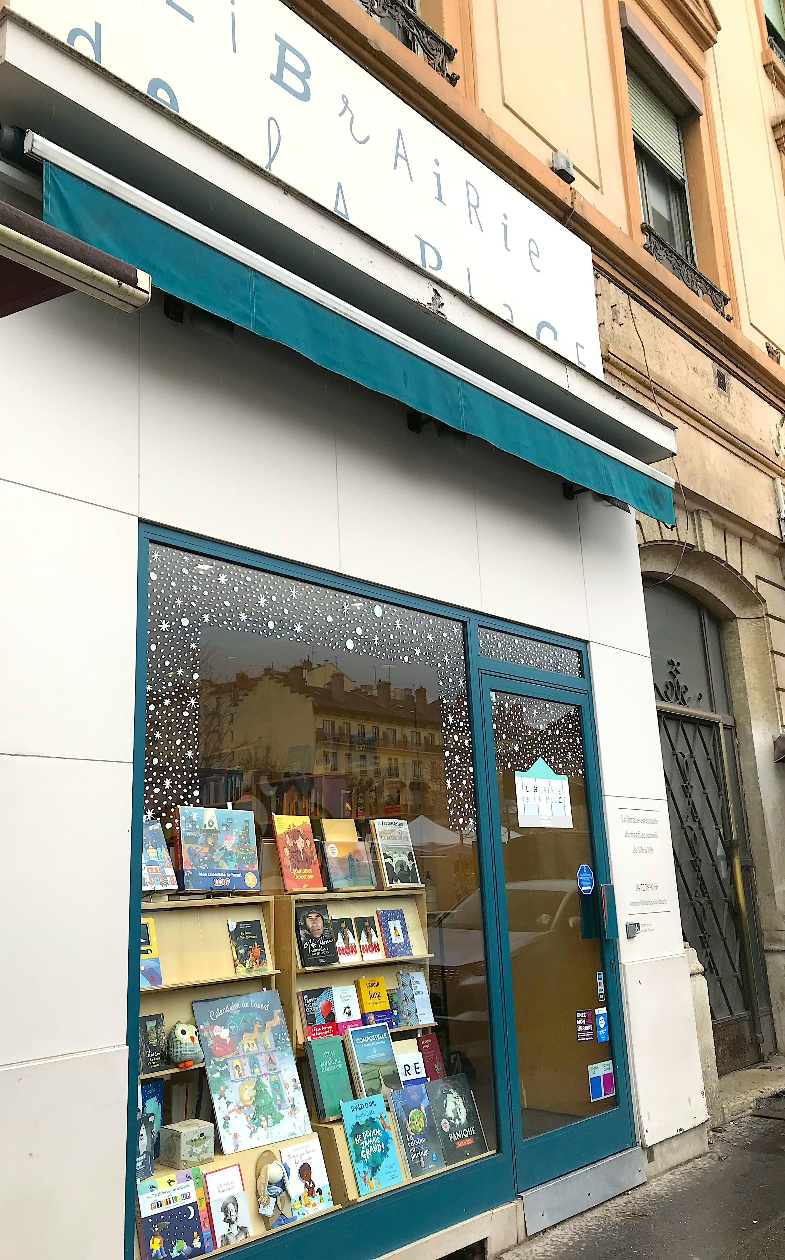 📣Les vitrines de Noël des commerçants !🎄🎁