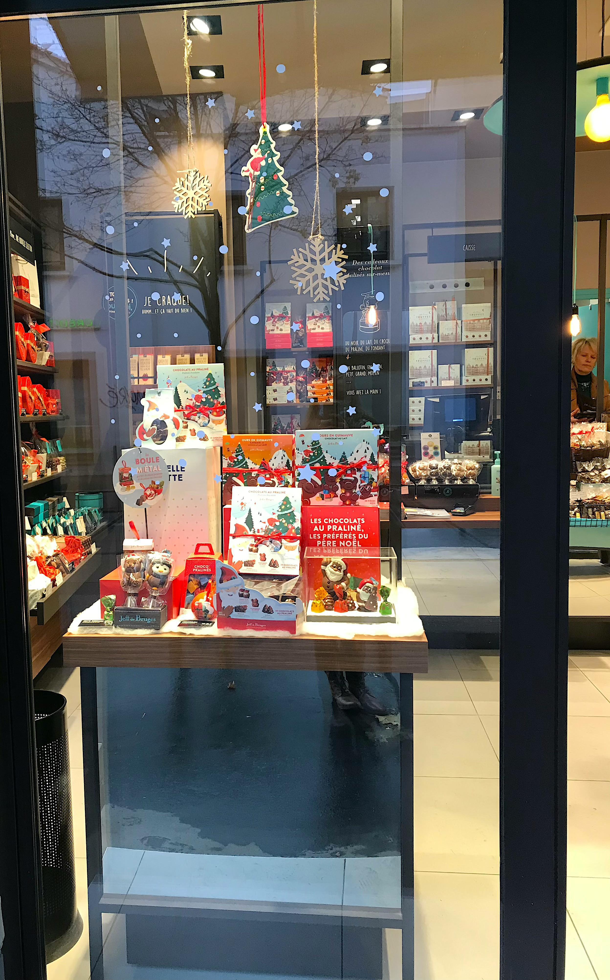 📣Les vitrines de Noël des commerçants !🎄🎁