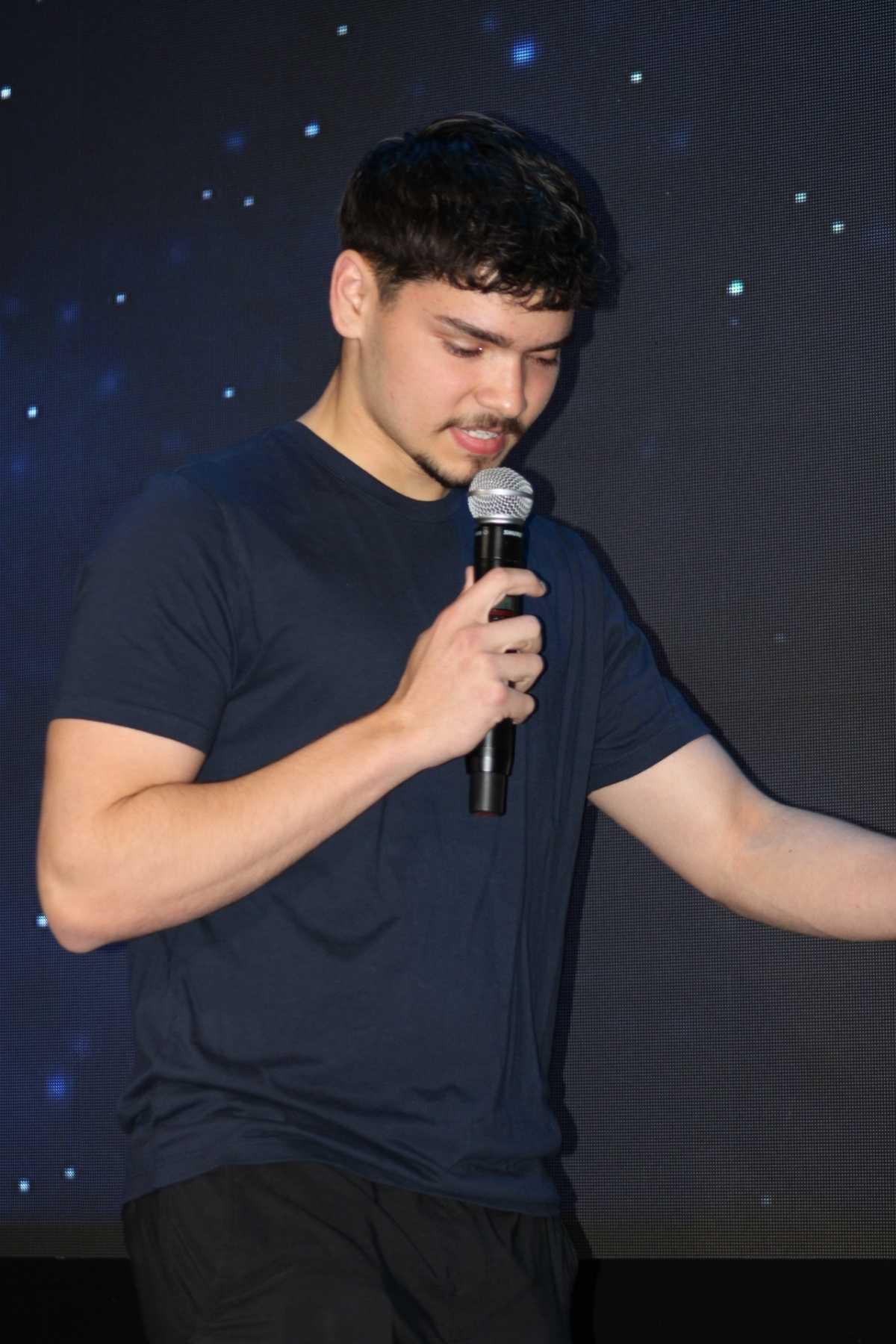 Jóvenes