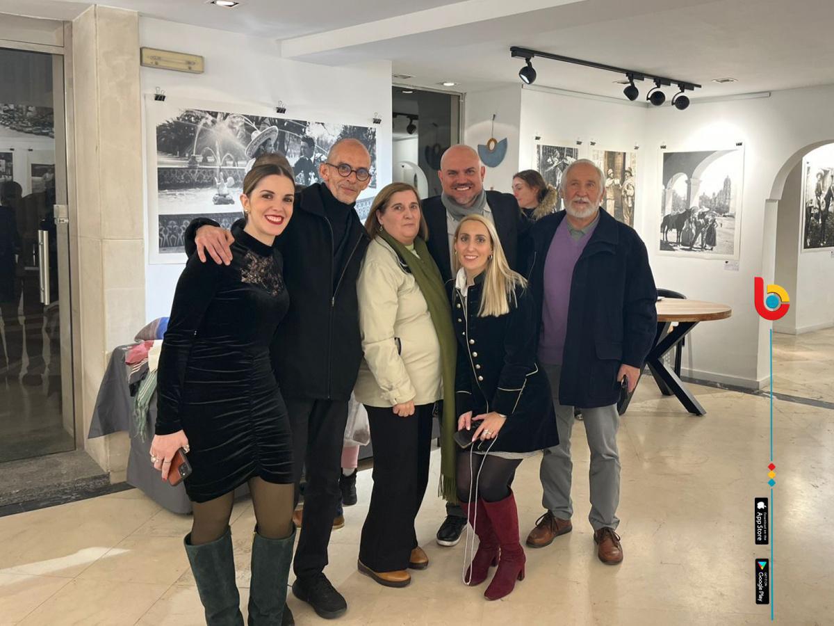 MÉXICO EN BLANCO Y NEGRO: FOTOGRAFÍA, ARTE Y TRADICIÓN MÉXICO EN BLANCO Y NEGRO: FOTOGRAFÍA, ARTE Y TRADICIÓN