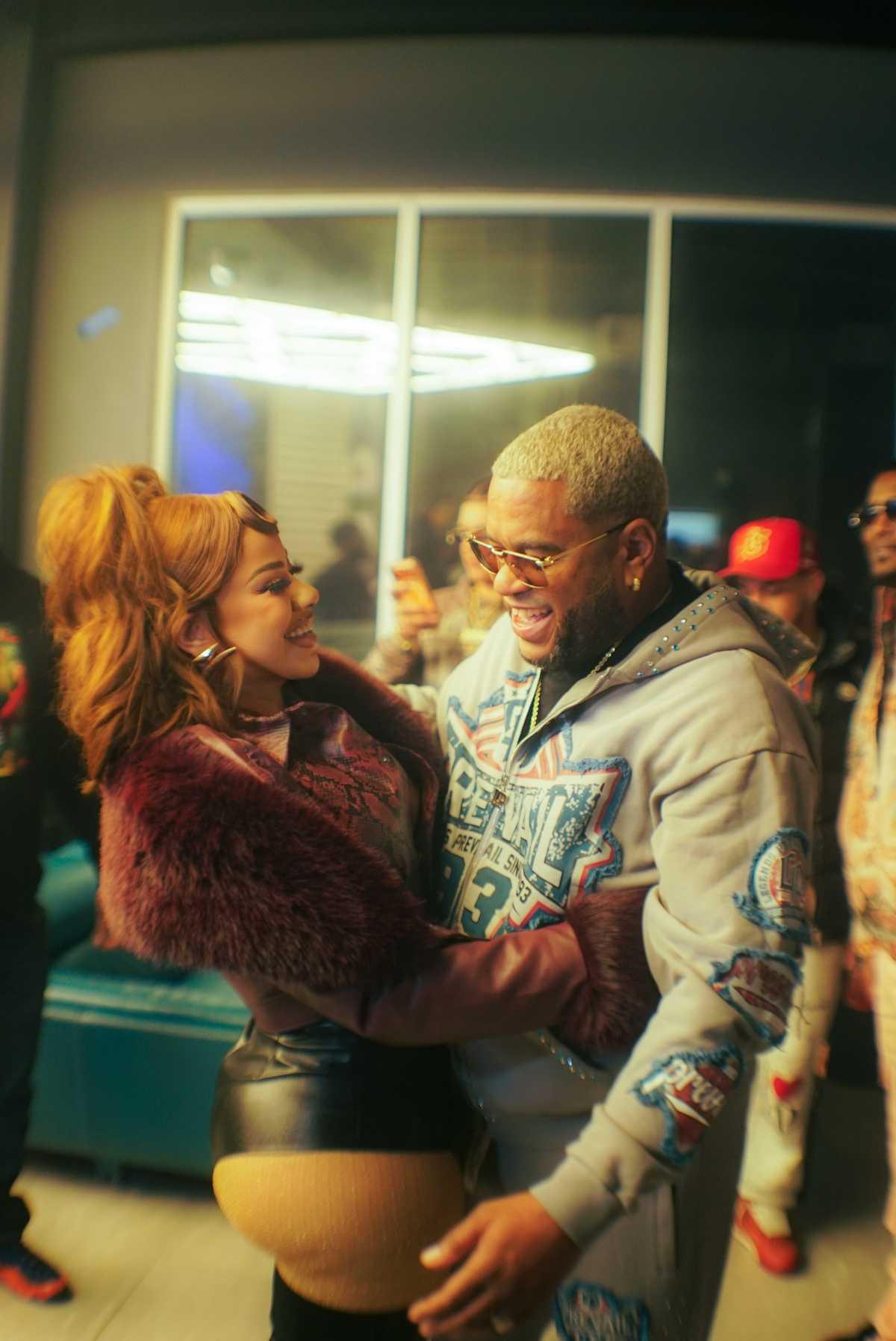 La Insuperable y La Fruta se reencuentran en Nueva Jersey y desatan la euforia del público La Insuperable y La Fruta se reencuentran en Nueva Jersey y desatan la euforia del público