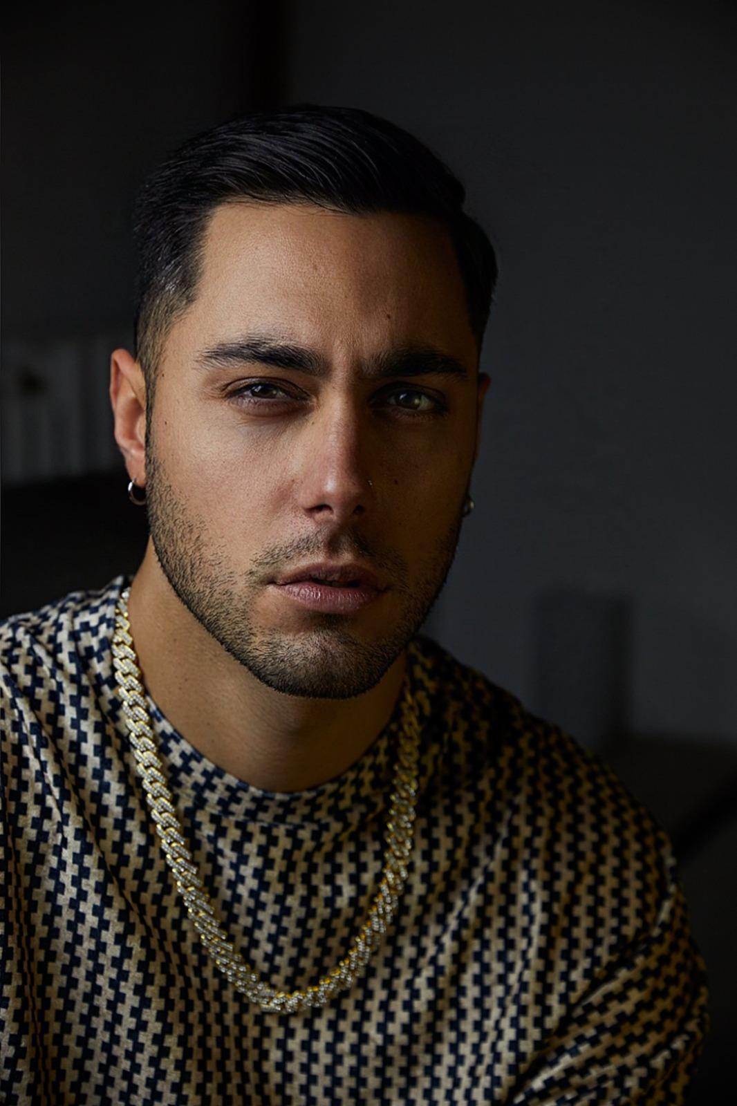 "Ferrillo: La nueva cara del pop ecuatoriano estrena "Cupido Flechado" "Ferrillo: La nueva cara del pop ecuatoriano estrena "Cupido Flechado"