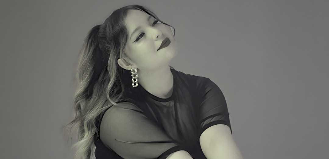 Danny Guzmán lleva su sensibilidad musical al plano internacional con “AÚN” Danny Guzmán lleva su sensibilidad musical al plano internacional con “AÚN”