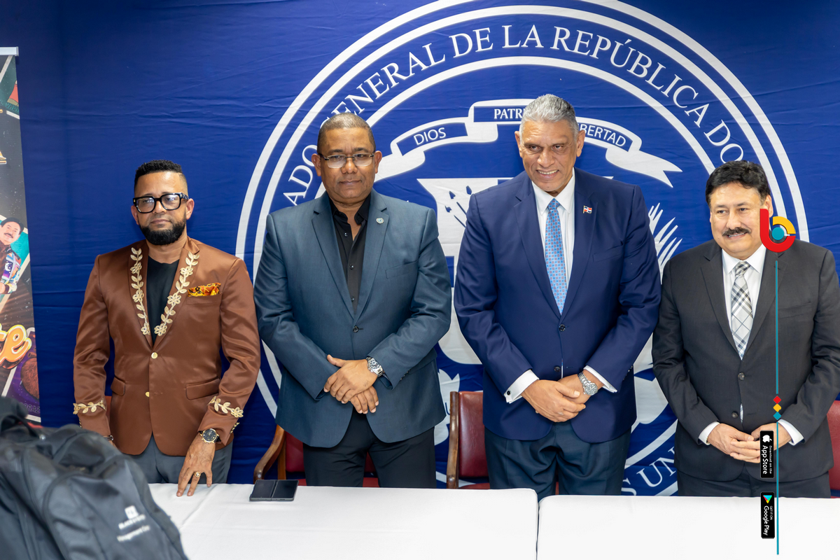Conferencia de prensa Tigres del Norte