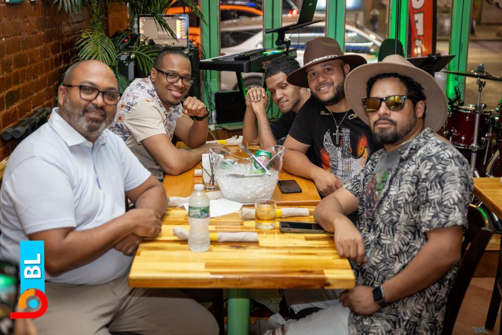 RIOZ y su banda logra impactante presentación en Caribe Bites (7)