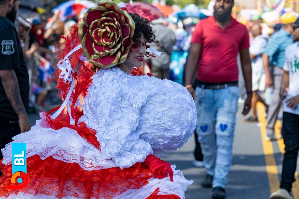 Enérgica celebración con sabor a dominicanidad en la 34va. Parada Dominicana del Bronx  (131)