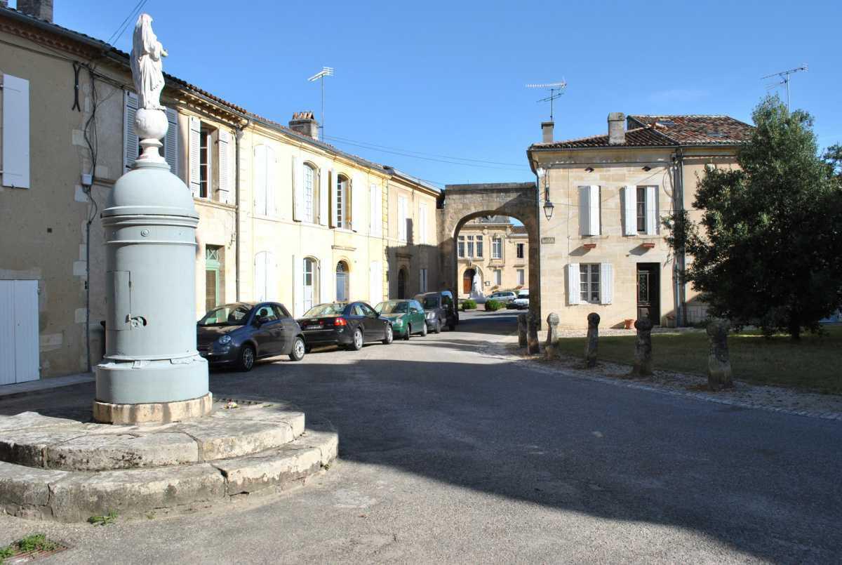 Photos d'hier et d'aujourd'hui Photos d'hier et d'aujourd'hui