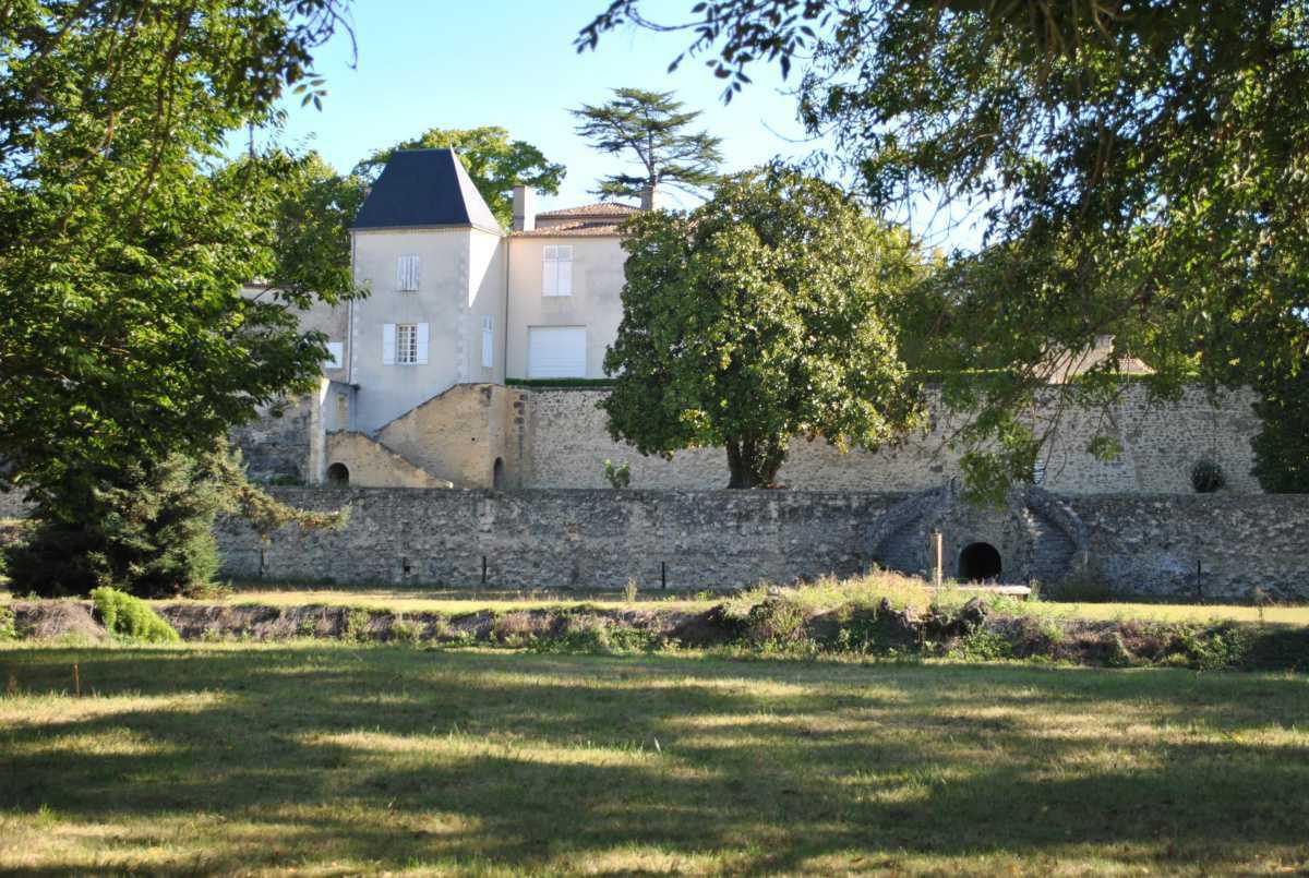 Photos d'hier et d'aujourd'hui Photos d'hier et d'aujourd'hui