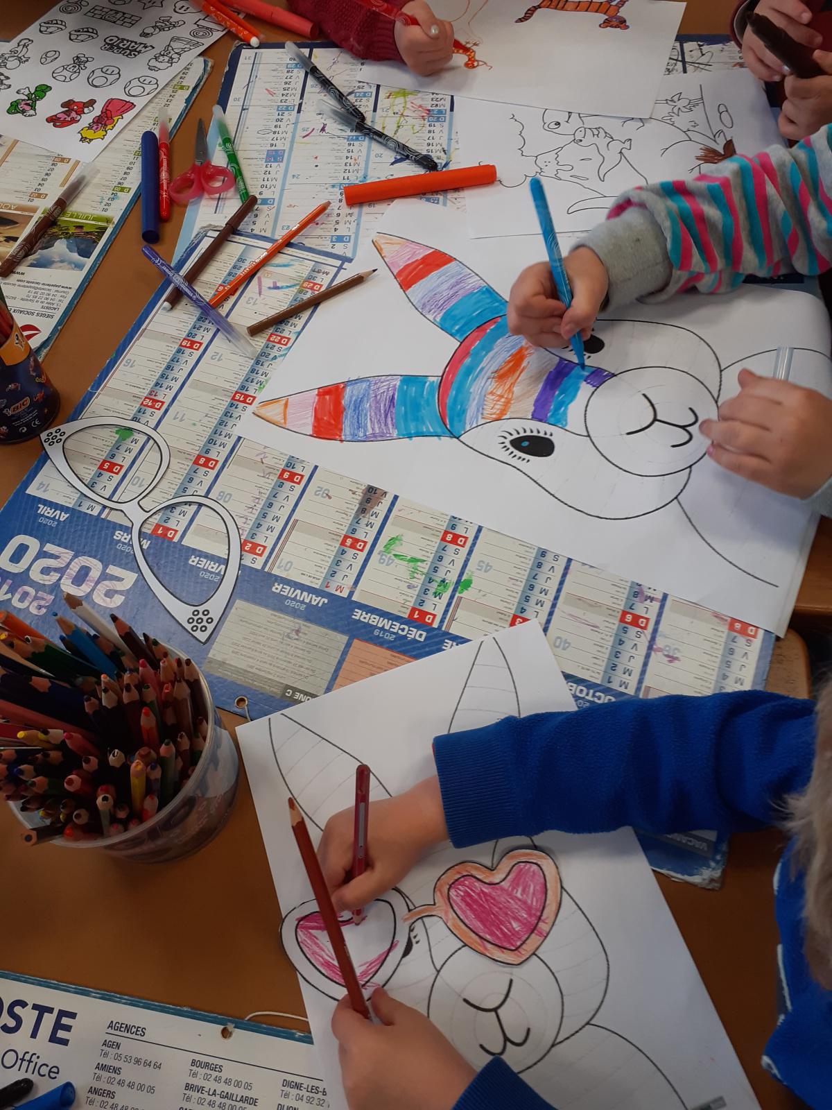 Garderie et activités péri-scolaires Garderie et activités péri-scolaires