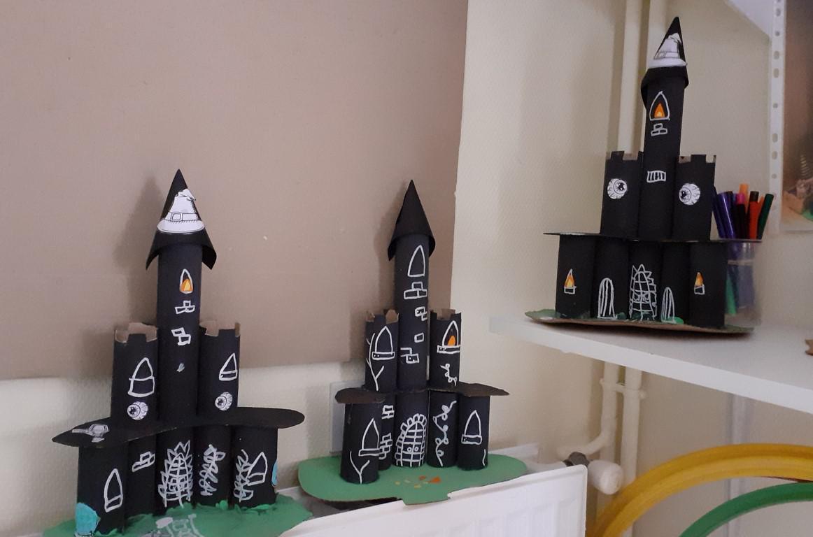 Garderie et activités péri-scolaires Garderie et activités péri-scolaires