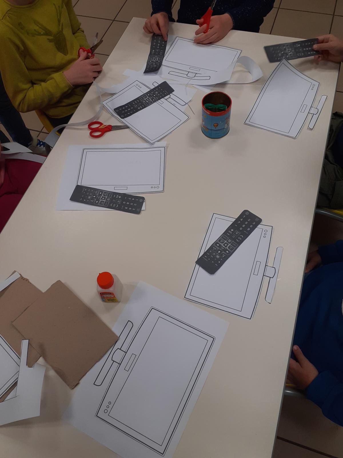 Garderie et activités péri-scolaires Garderie et activités péri-scolaires