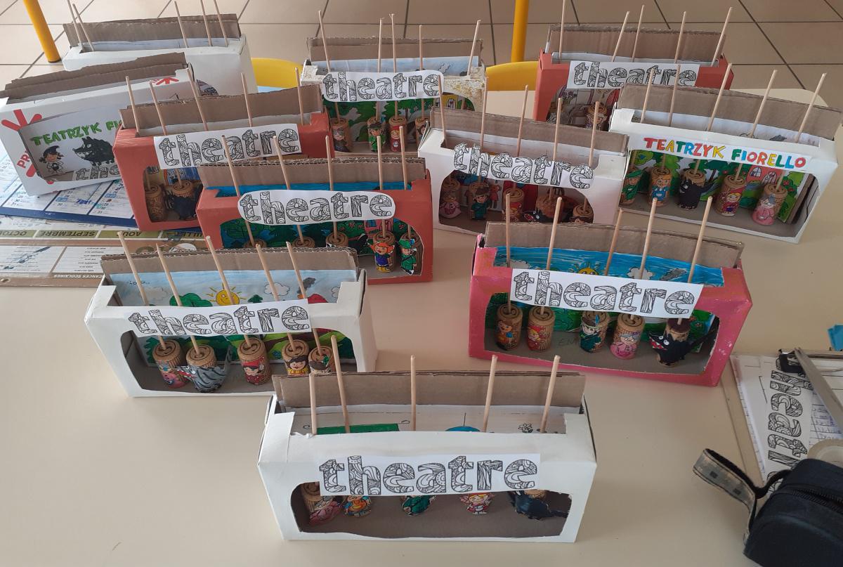 Garderie et activités péri-scolaires Garderie et activités péri-scolaires