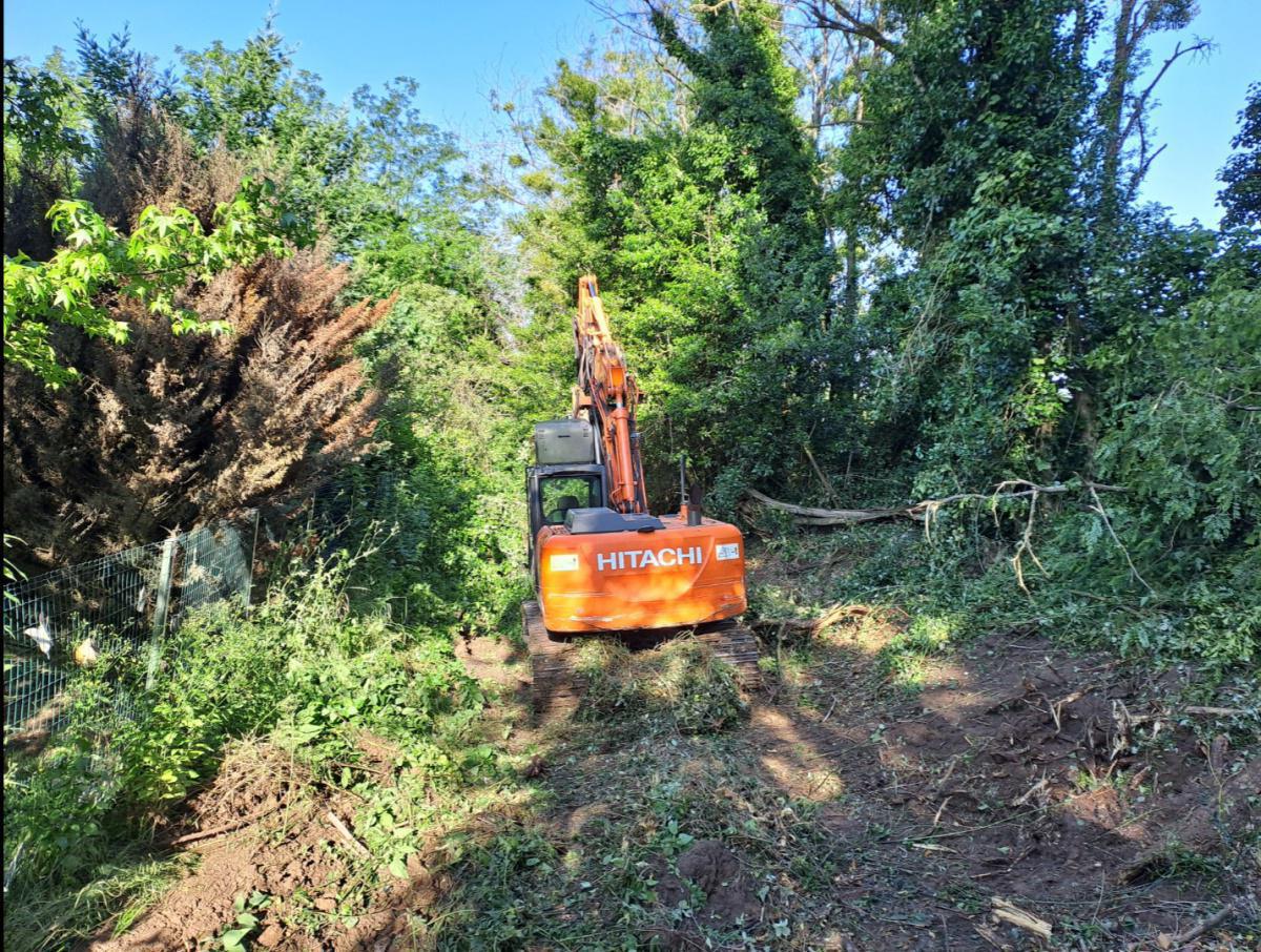 Réouverture d'un chemin communal Réouverture d'un chemin communal