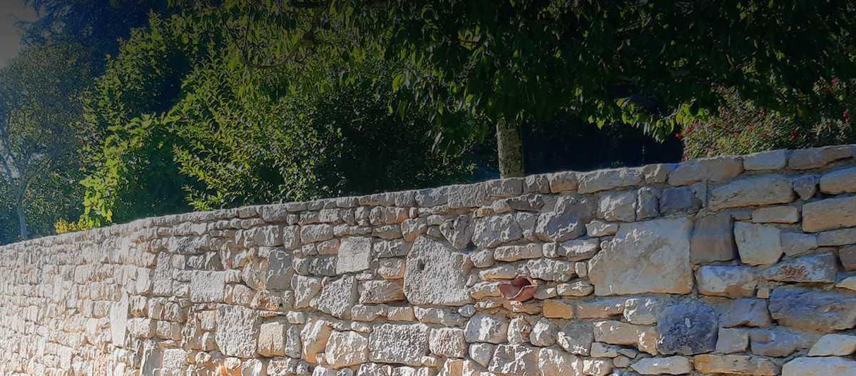 Rénovation/Maçonnerie/Charpente & Couverture Rénovation/Maçonnerie/Charpente & Couverture