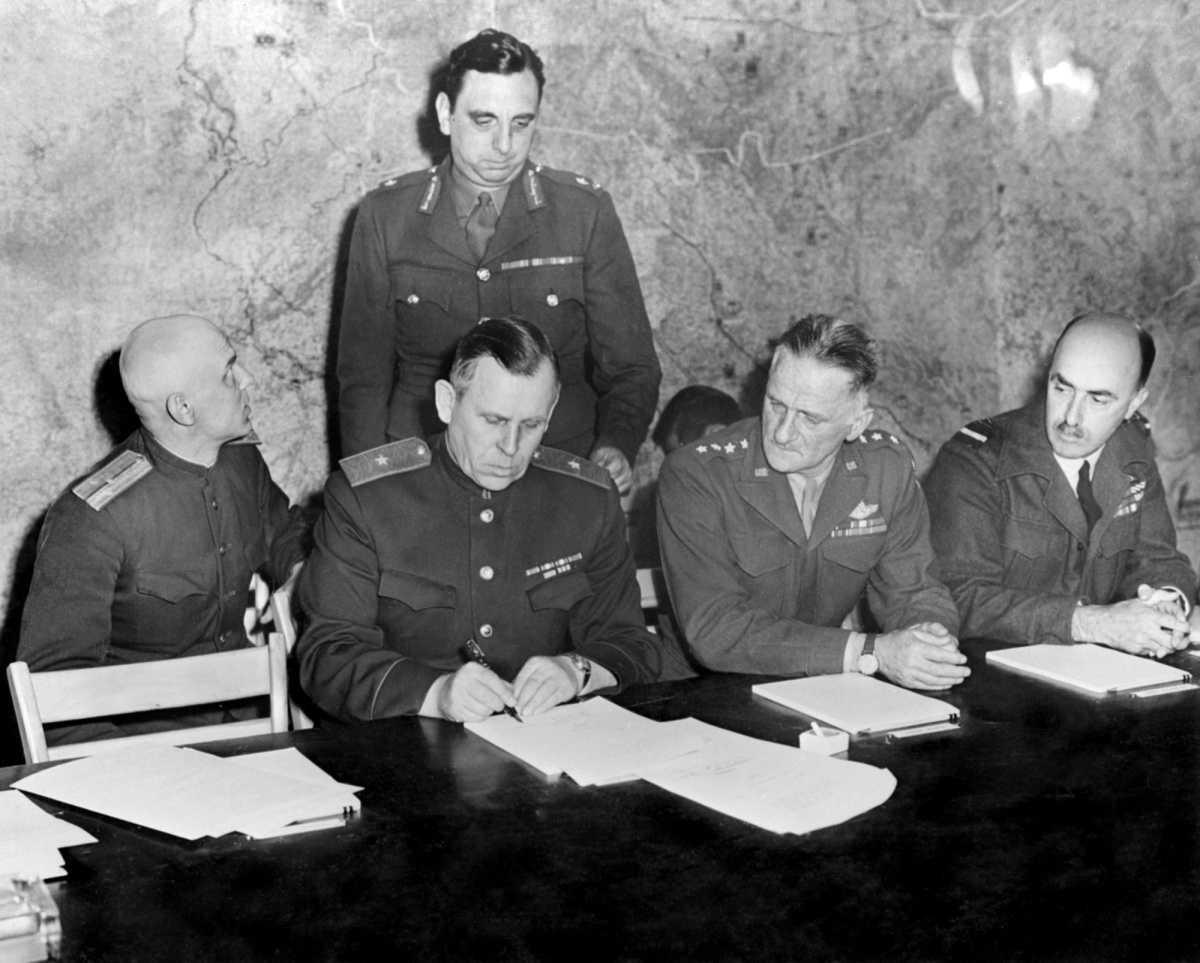Commémoration du 8 mai 1945 Commémoration du 8 mai 1945