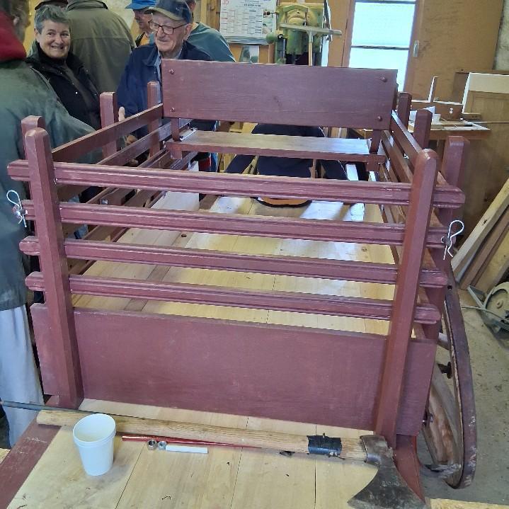 Charrette de Lauzès... quand tout le monde participe....