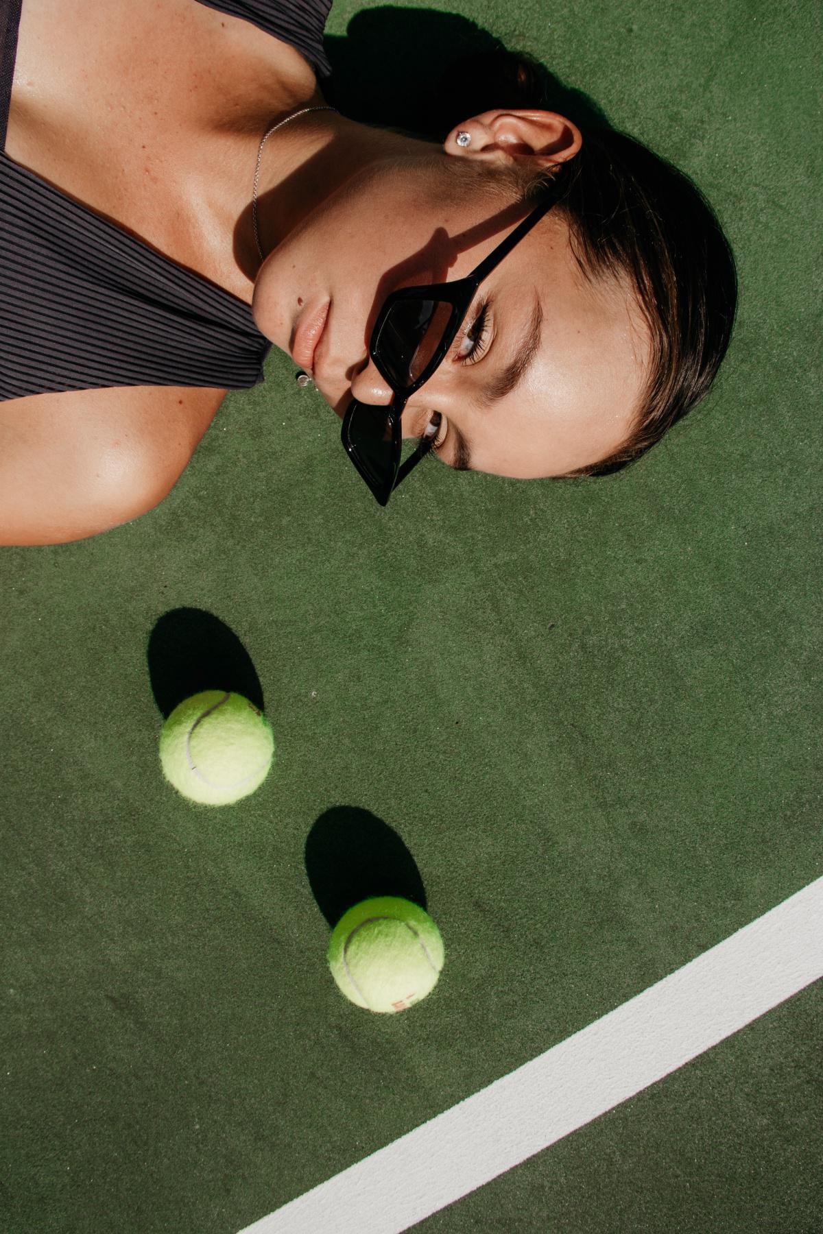 Die unsichtbaren Tennisbälle