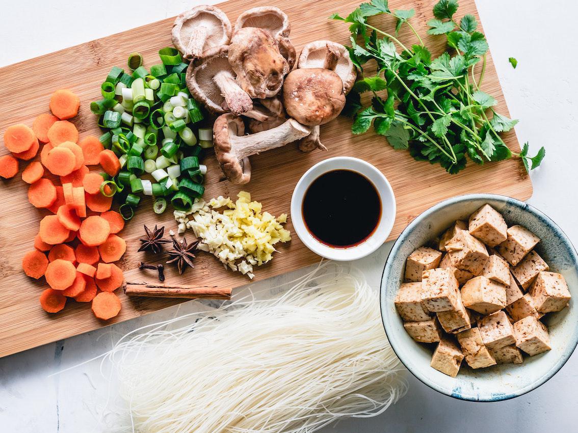 Buddhistische Fastenspeise mit Tofu