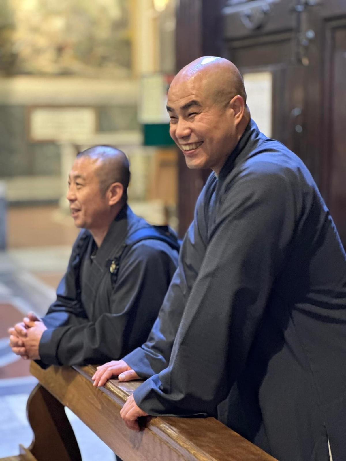 Wiedersehen mit dem Abt Shi Yong Xin Wiedersehen mit dem Abt Shi Yong Xin