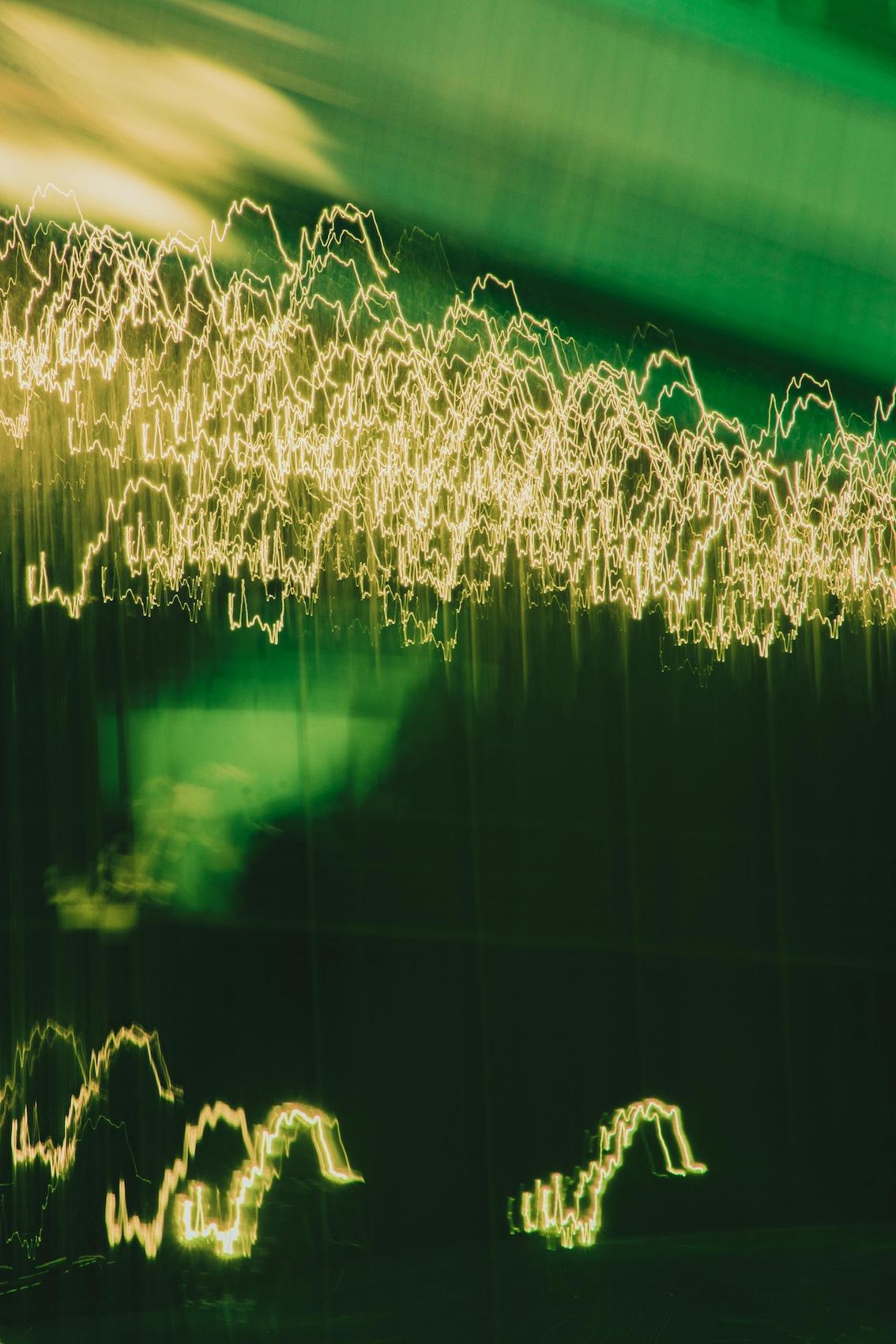 In Frequenzen, Denken und Sprechen 