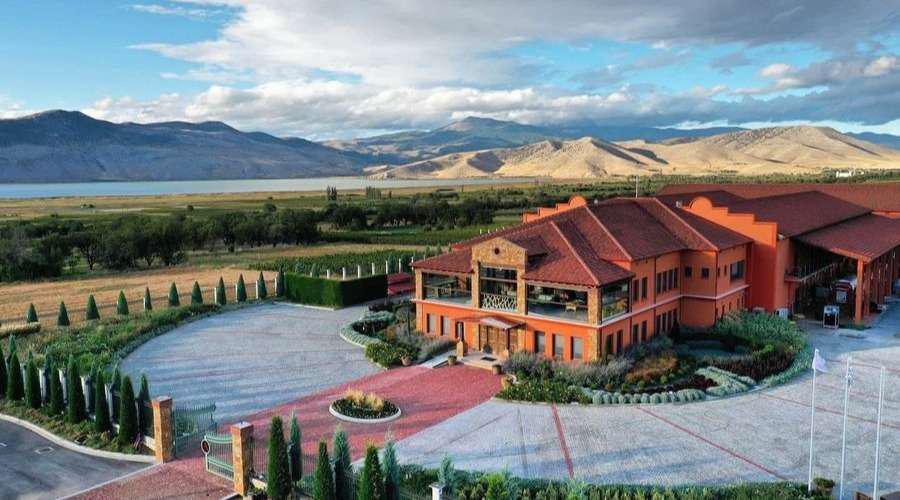 Greece Uncorked: Macedonian Dance & Wine Exhibition