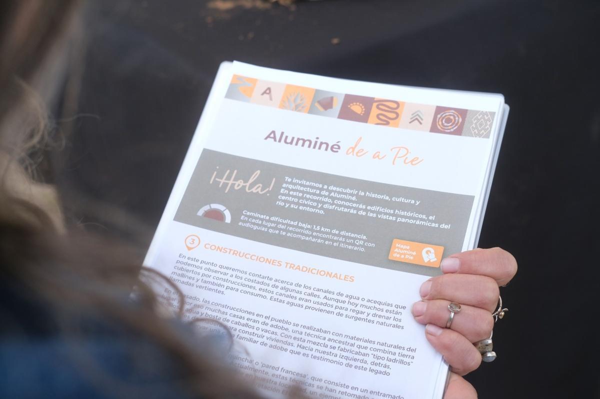 Aluminé de a pie  Aluminé de a pie