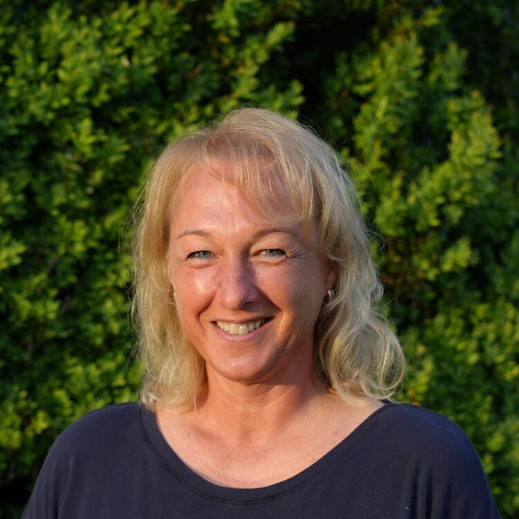 Sieglinde Lobmayer, Pfarrsekretärrin