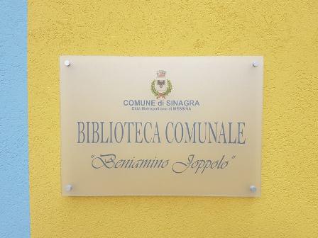 Biblioteca Comunale "Beniamino Ioppolo"