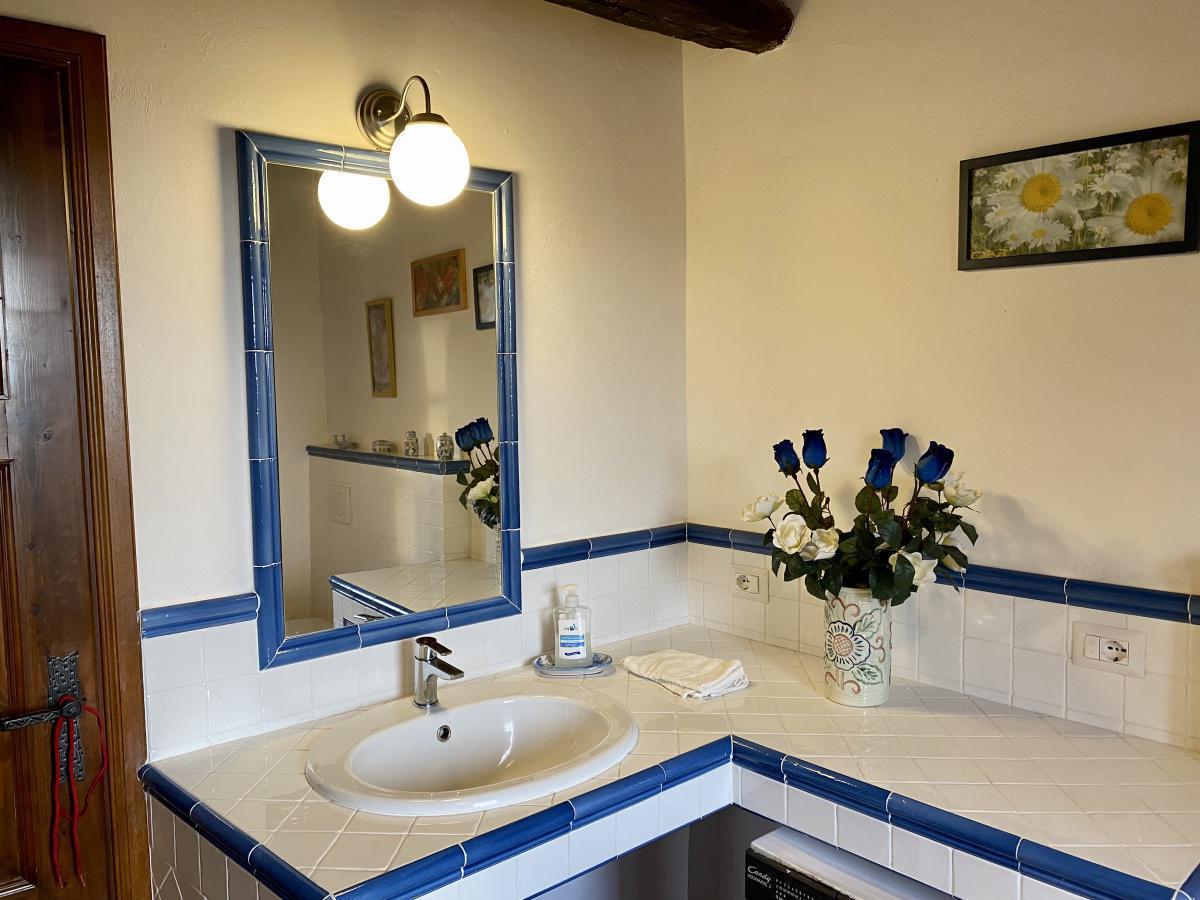 La Piazzetta del Bottino - The Little Square of the Cistern La Piazzetta del Bottino - The Little Square of the Cistern