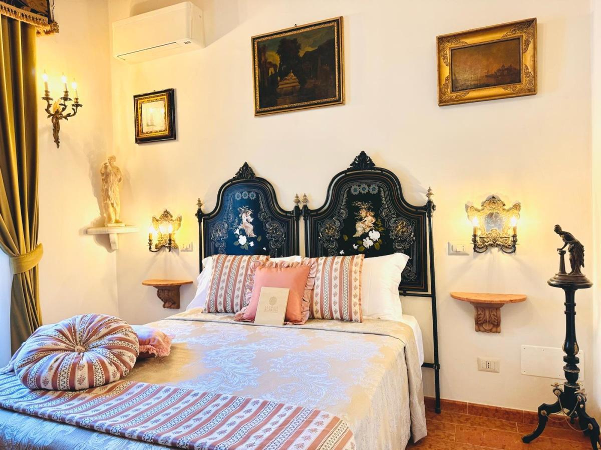 B&B La Casa di Agartha -B&B The House of Agartha B&B La Casa di Agartha -B&B The House of Agartha